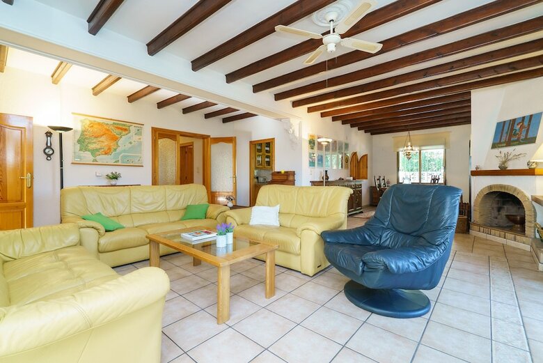 027 Villa Galera