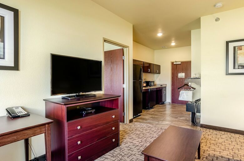 Hotel Cobblestone Inn & Suites - Vinton