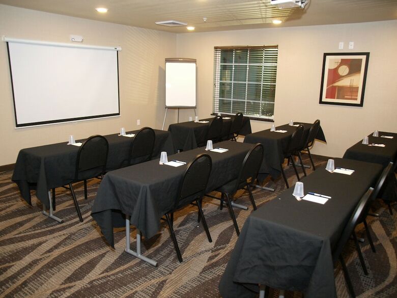 Hotel Cobblestone Inn & Suites - Vinton