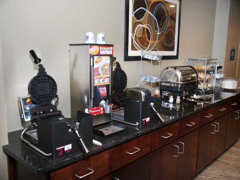 Hotel Cobblestone Inn & Suites - Vinton