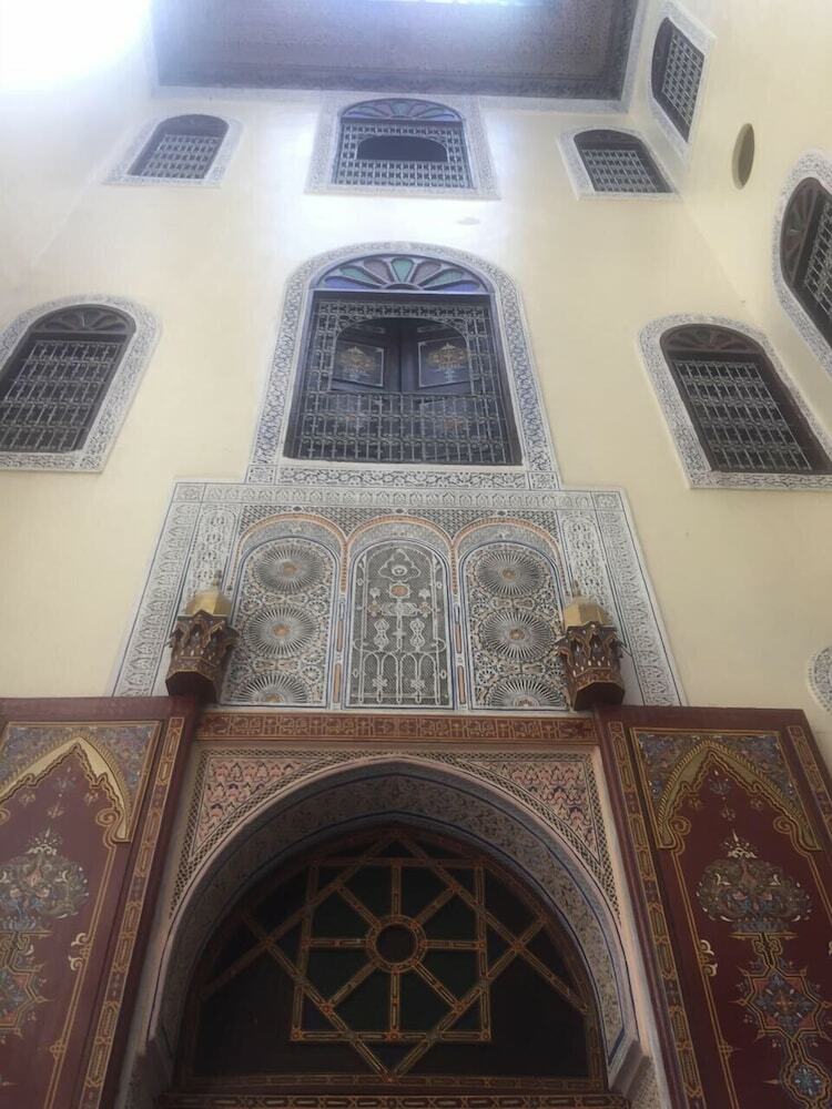 Hotel Dar El Karaweiene