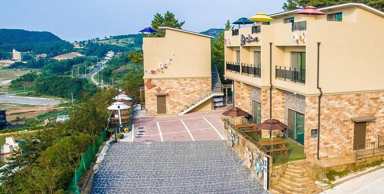 Yeosu Ggotnal Pension