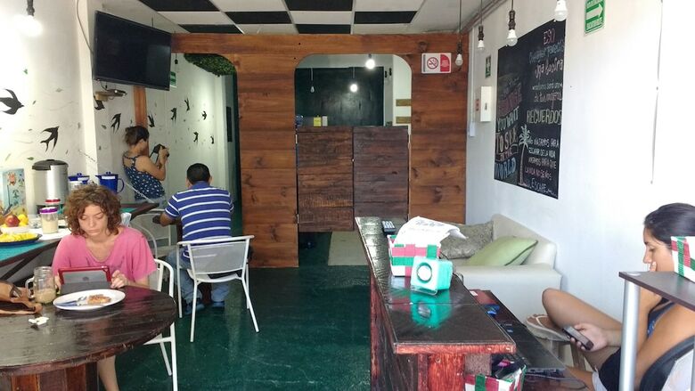Hostal La Cueva