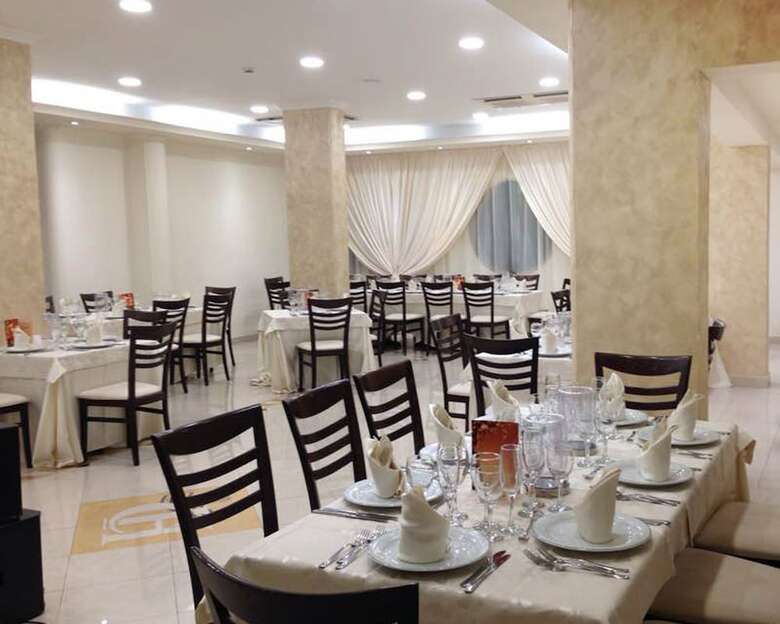 Cliffs Hotel