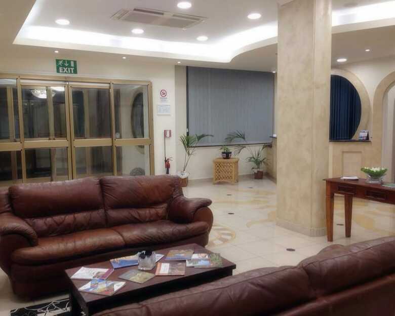 Cliffs Hotel
