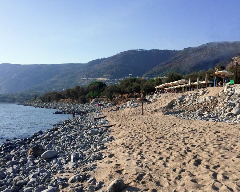 Cliffs Hotel