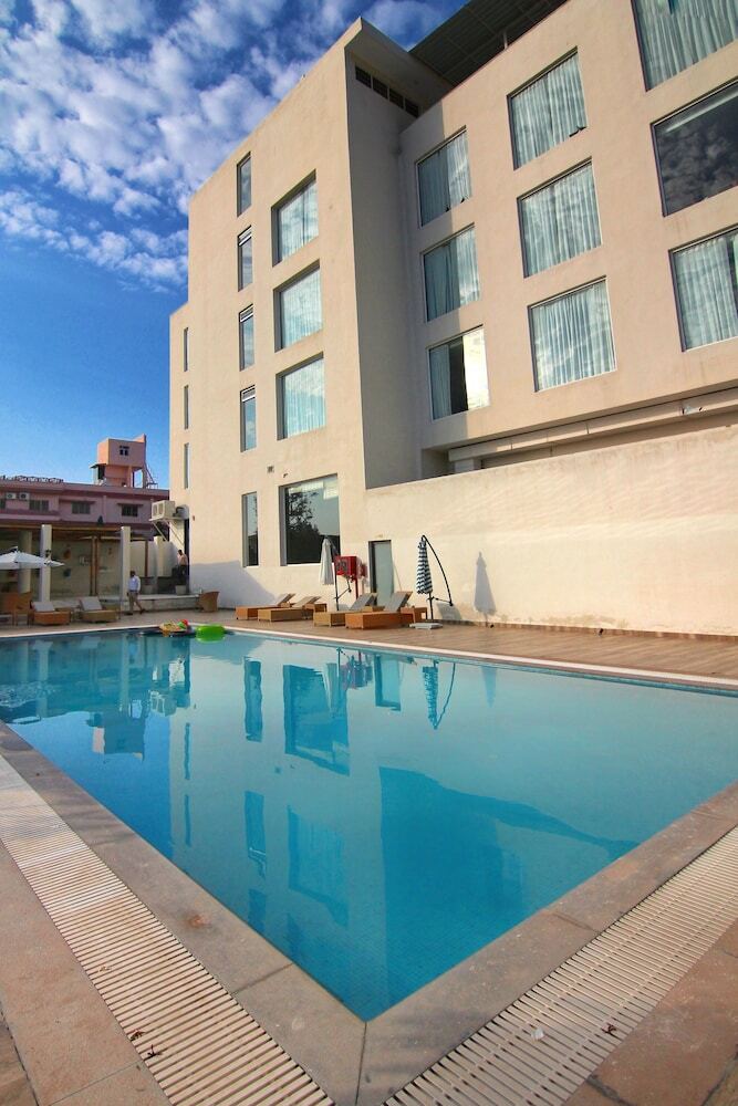 Hotel Brahma Horizon