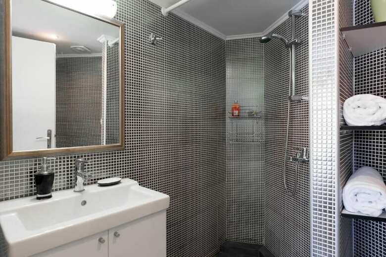 Mythos Suites Hotel