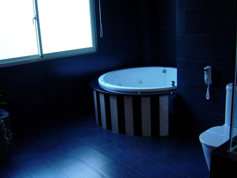 Hotel Love Boat Spa Motel