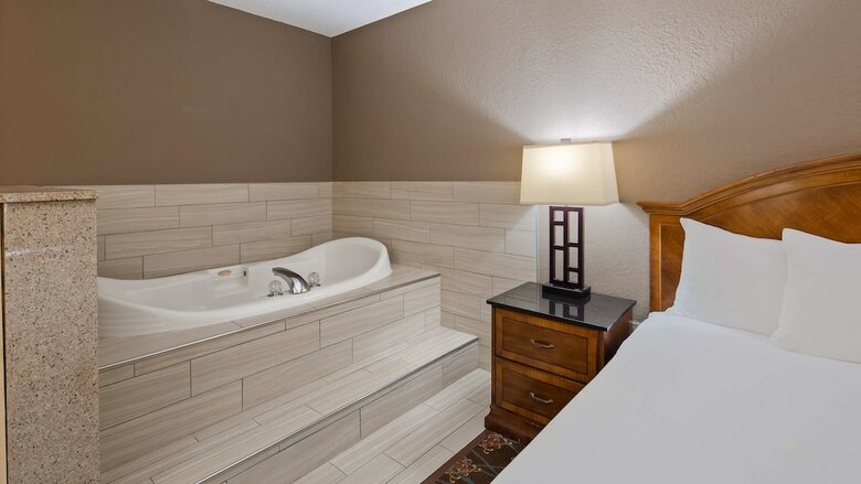 Hotel Best Western University Inn