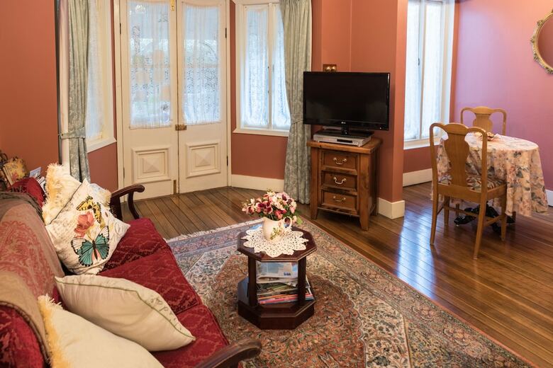 Shelton-lea B&B
