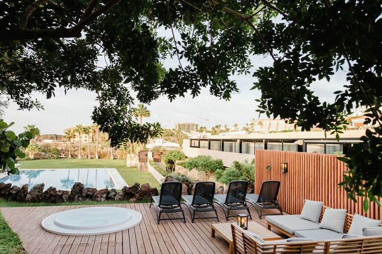 Apartamentos 11 Holiday Homes