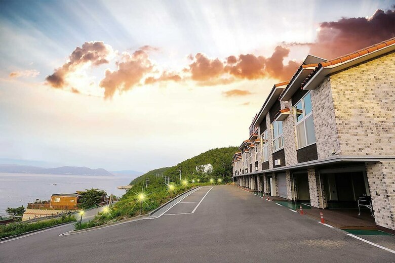 Hotel The King Muintel Pension