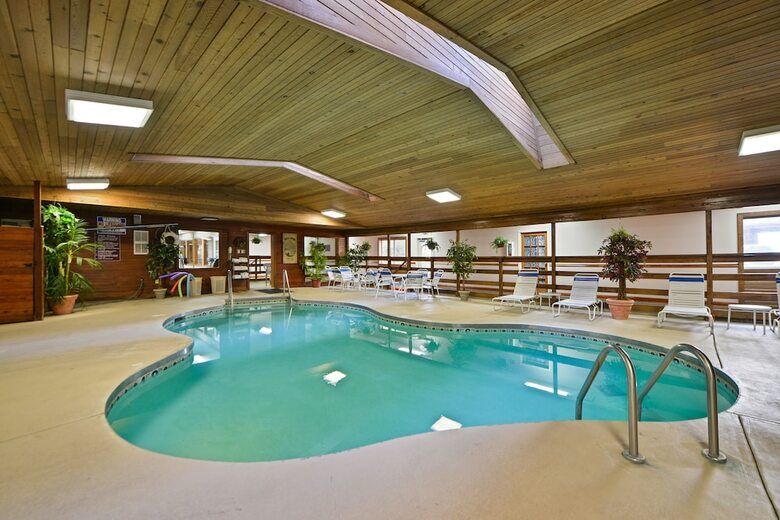 Hotel Quality Inn & Suites