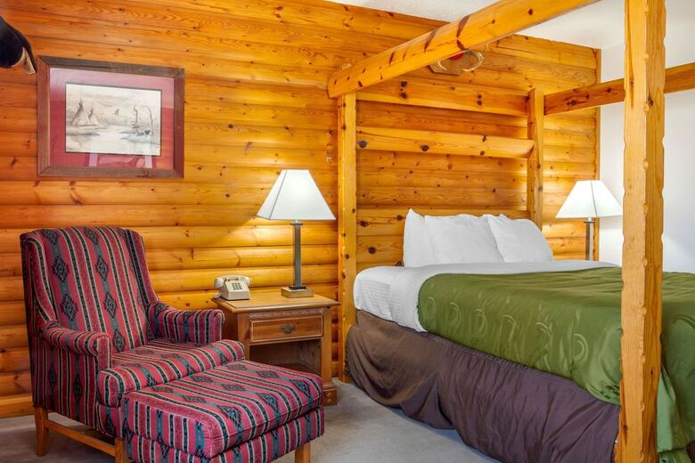 Hotel Quality Inn & Suites