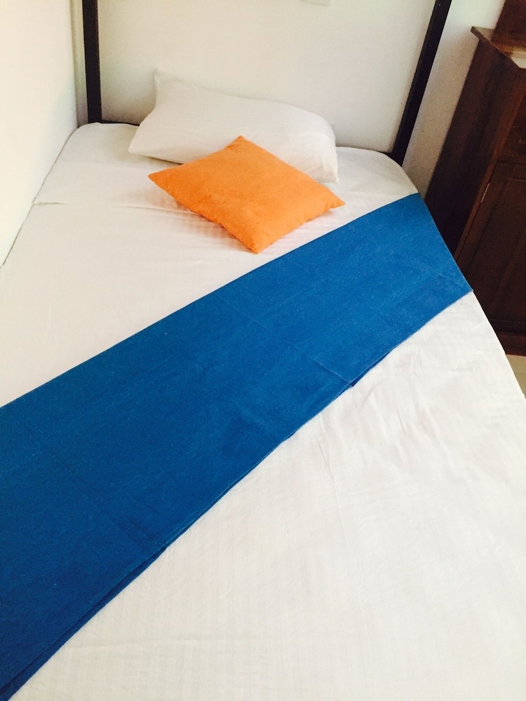 Hostal Out Of Rupeace Hostel
