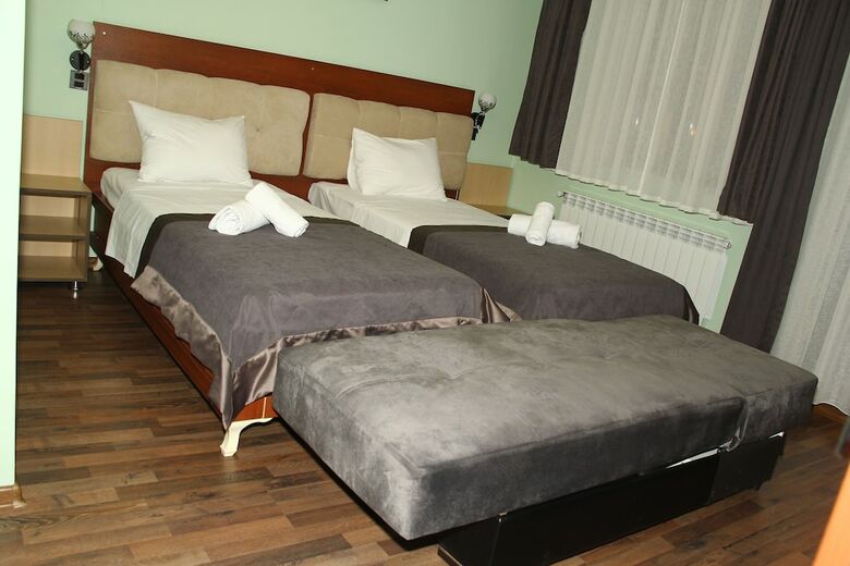 Yaffle Inn Boutique Hotel