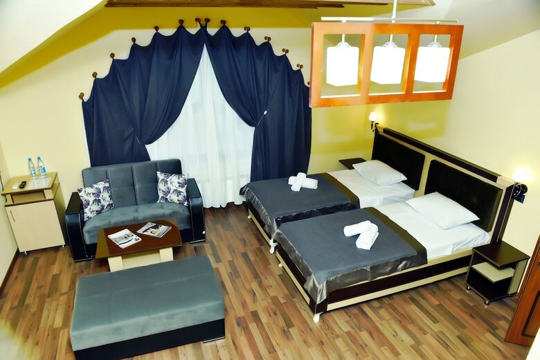 Yaffle Inn Boutique Hotel
