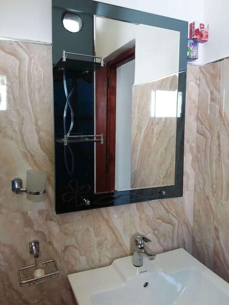 Hotel Heavens Door Guest Inn