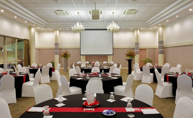 Tanoa International Hotel