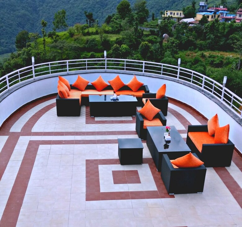 Hotel Jurassic Resort And Villas