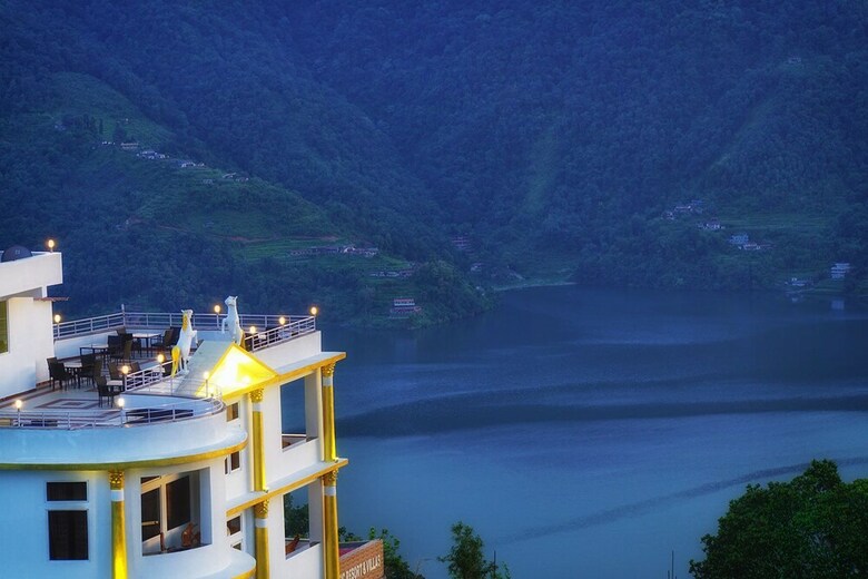 Hotel Jurassic Resort And Villas