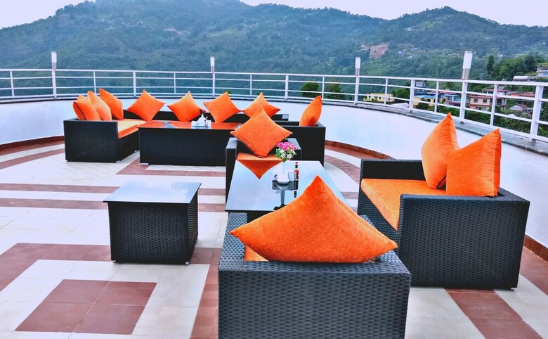 Hotel Jurassic Resort And Villas