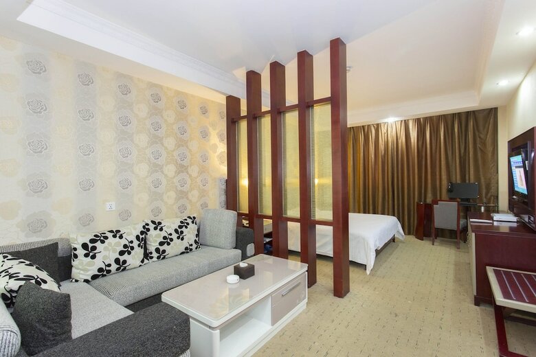 Hotel Kaiserdom Changsha South Station