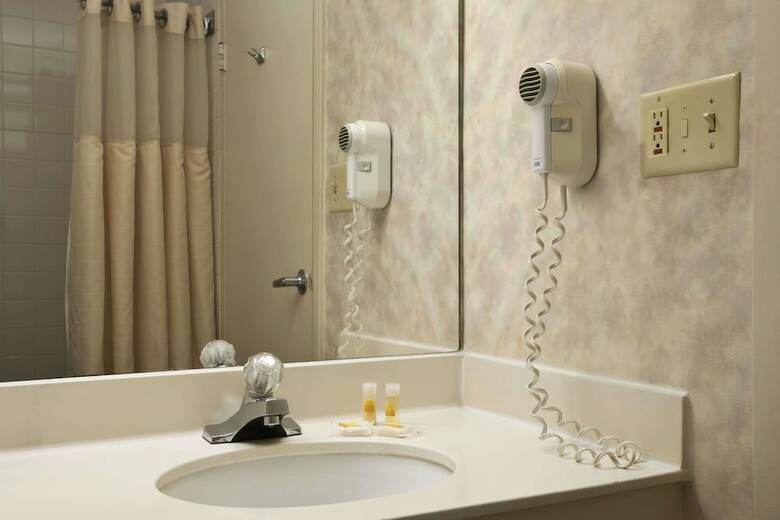 Hotel Days Inn By Wyndham Sidney