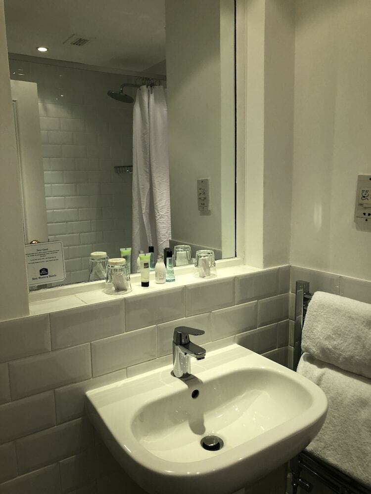 Best Western Red Lion Hotel