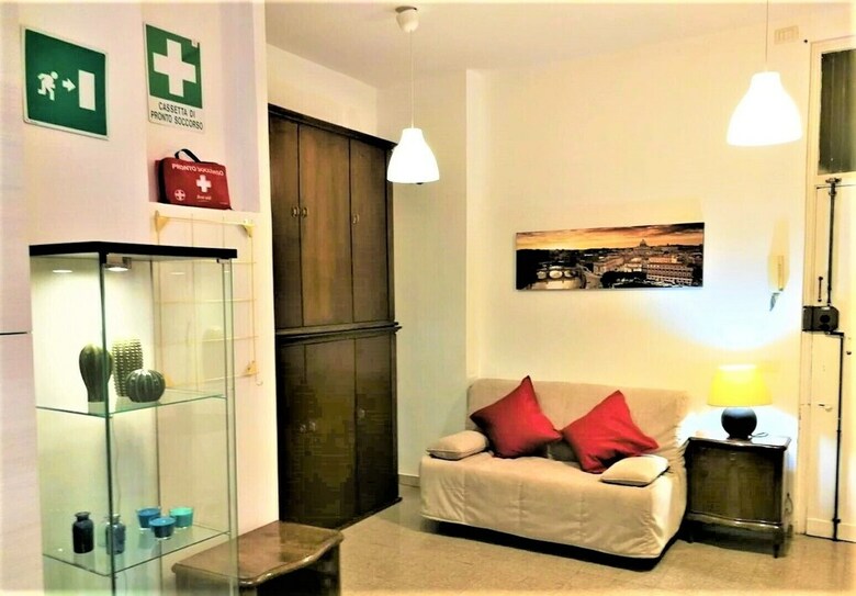 Hotel Vatican Suites Happy Holidays