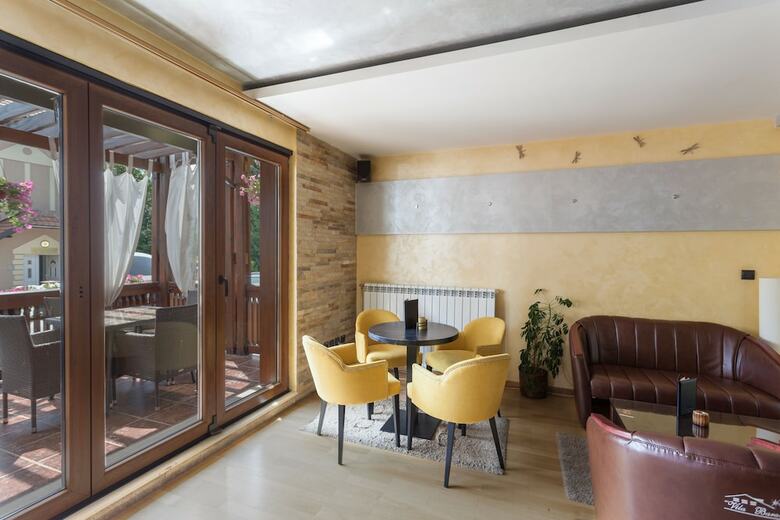 Aparthotel Vila Barovi? And Spa