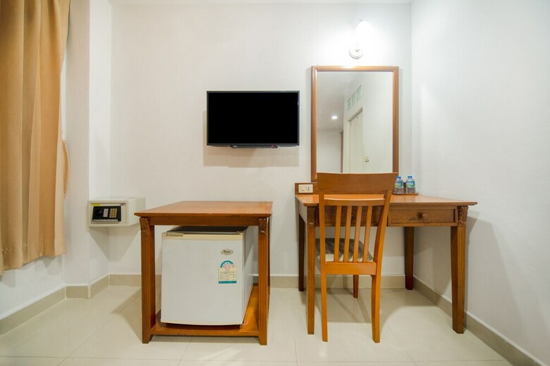 Dee Viking Hotel Patong