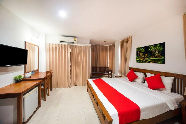 Dee Viking Hotel Patong