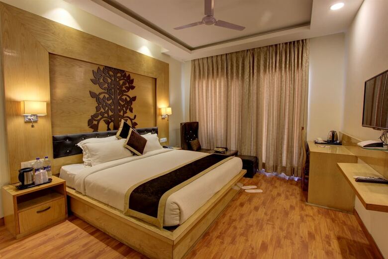 Hotel Hill County Resort & Spa, Manali