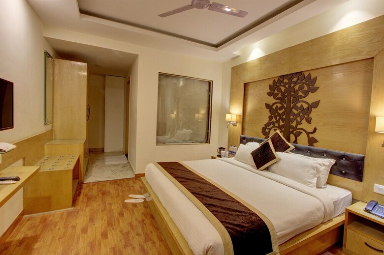 Hotel Hill County Resort & Spa, Manali