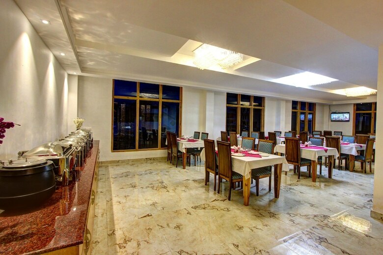Hotel Hill County Resort & Spa, Manali