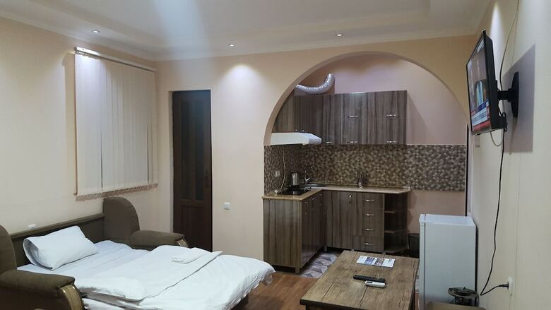 Hostal Friendship Hostel & Tours