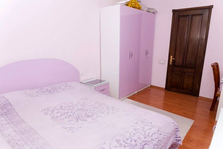 Hostal Friendship Hostel & Tours