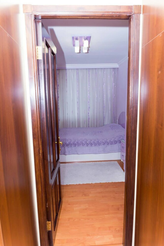 Hostal Friendship Hostel & Tours