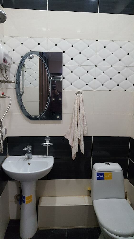 Hostal Friendship Hostel & Tours