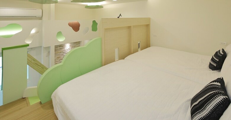 Hotel Happiness Yes Hostel