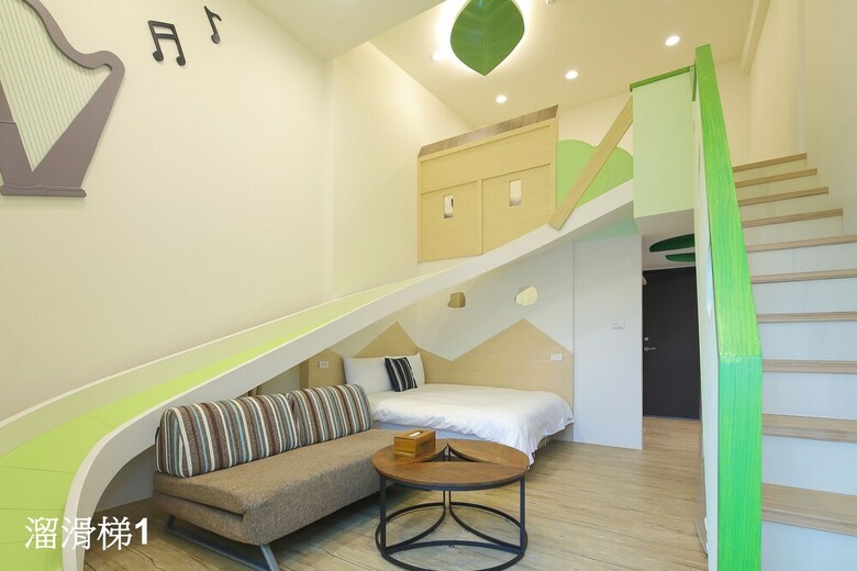 Hotel Happiness Yes Hostel