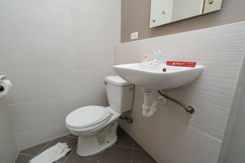 Hotel Zen Rooms Center Suites Cebu