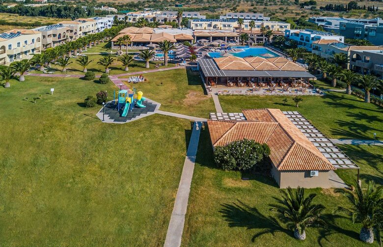 Hotel Akti Beach Club