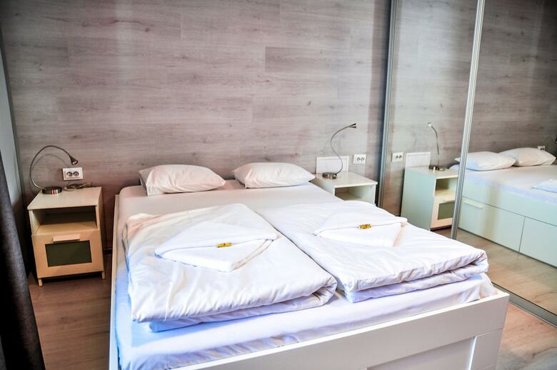 Z-one Aparthotel