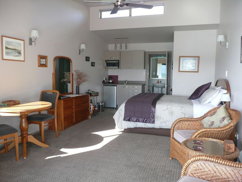Hotel Waimanu Lodge Whangaroa Harbour