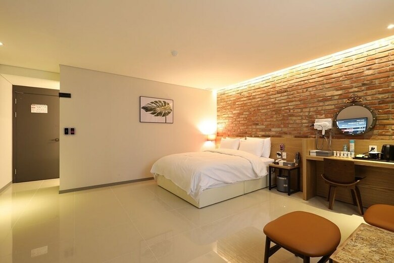 Suwon Saint Hotel