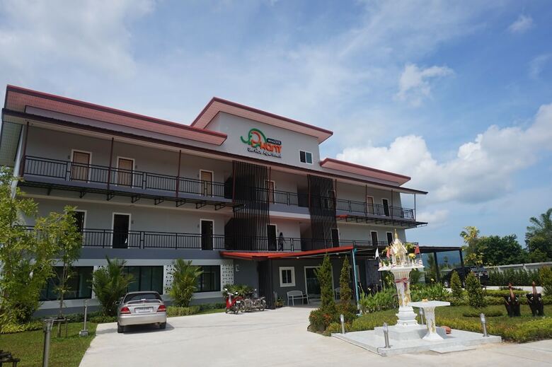 Hotel Phant At Thalang Service Apartment