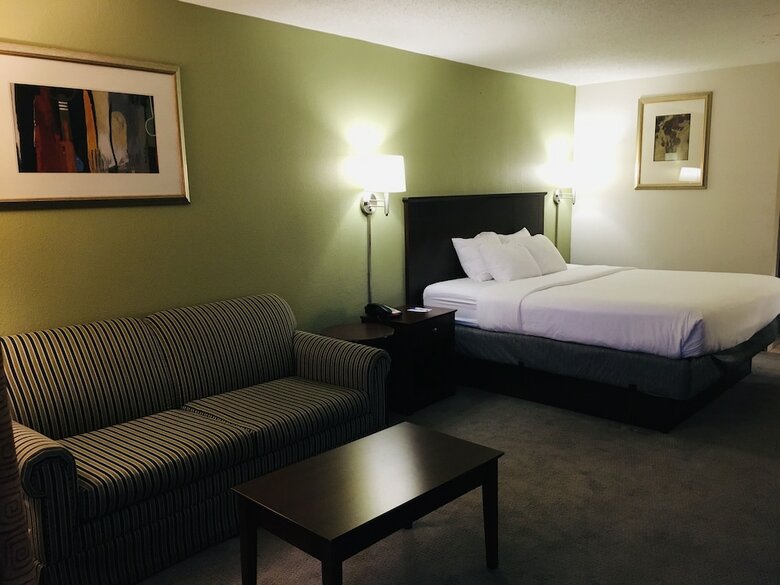 Hotel Ramada By Wyndham Batesville